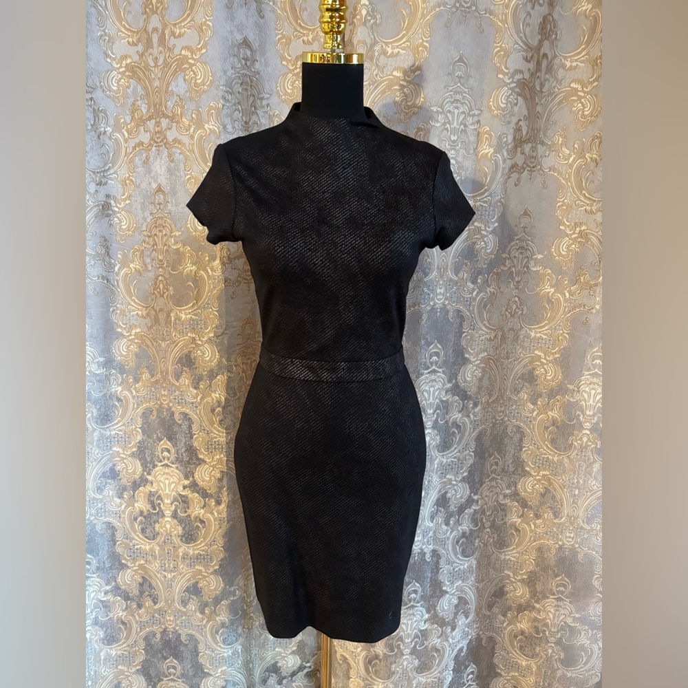 Nicole Miller mock Turtleneck metallic snake keyhole cutout midi dress 4